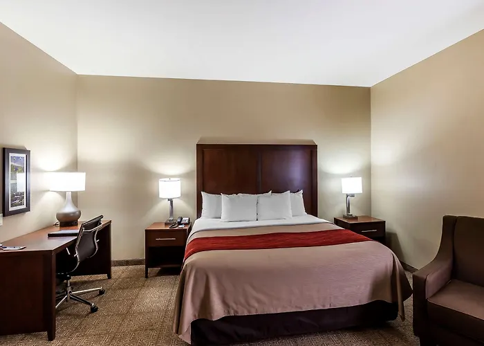Comfort & Near Of Wyoming Hotel Laramie