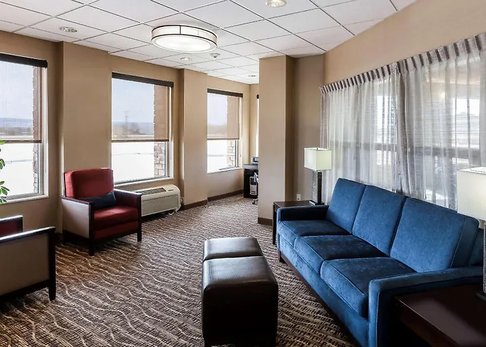 Hotel Comfort & Near Of Wyoming Laramie