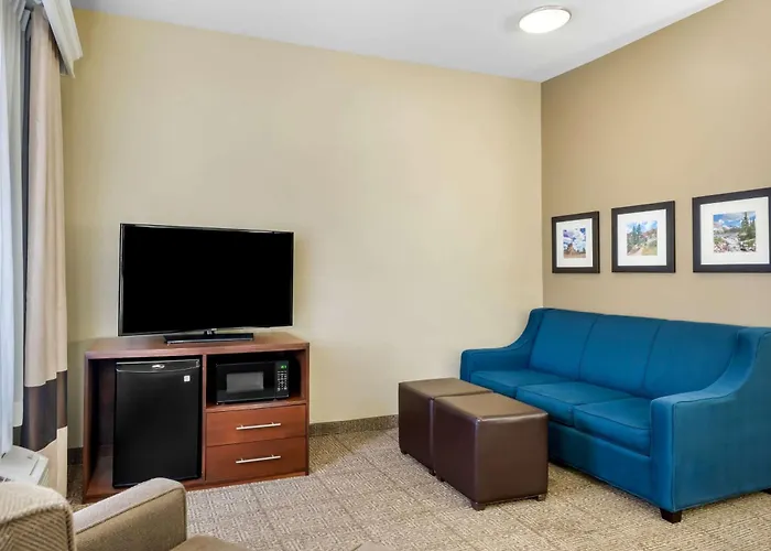 Comfort & Near Of Wyoming Hotel Laramie