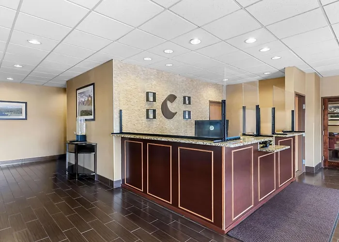 Hotel Comfort & Near Of Wyoming Laramie