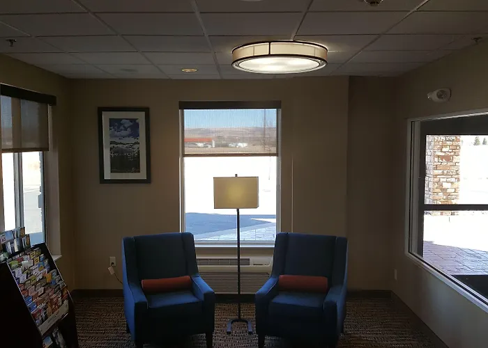Hotel Comfort & Near Of Wyoming Laramie